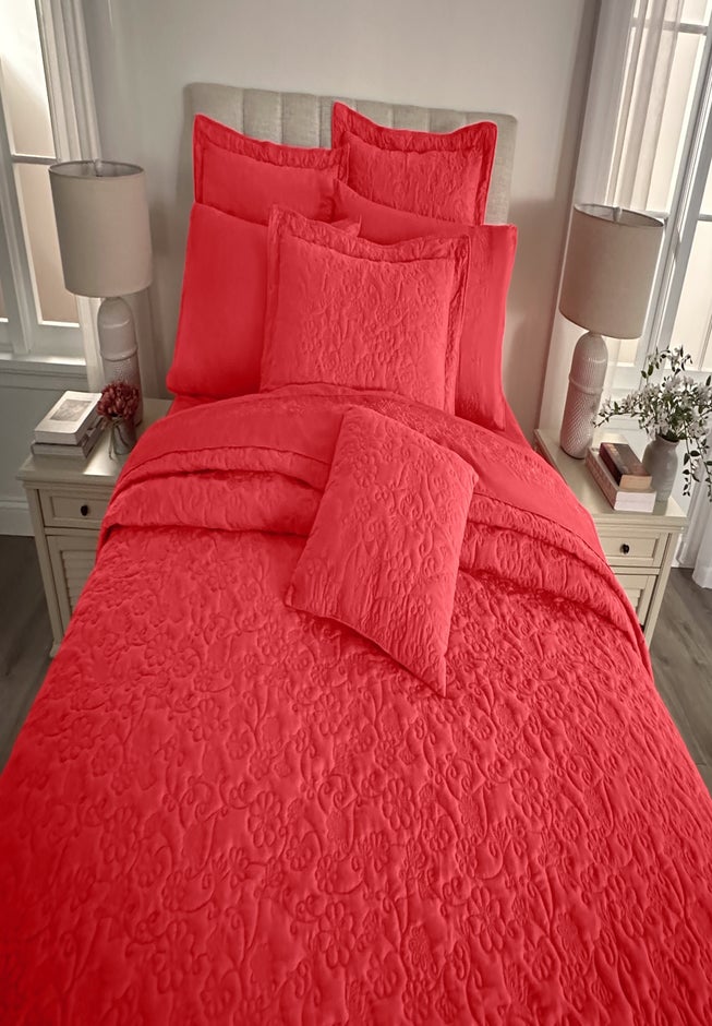 Anna Bedspread image number 3