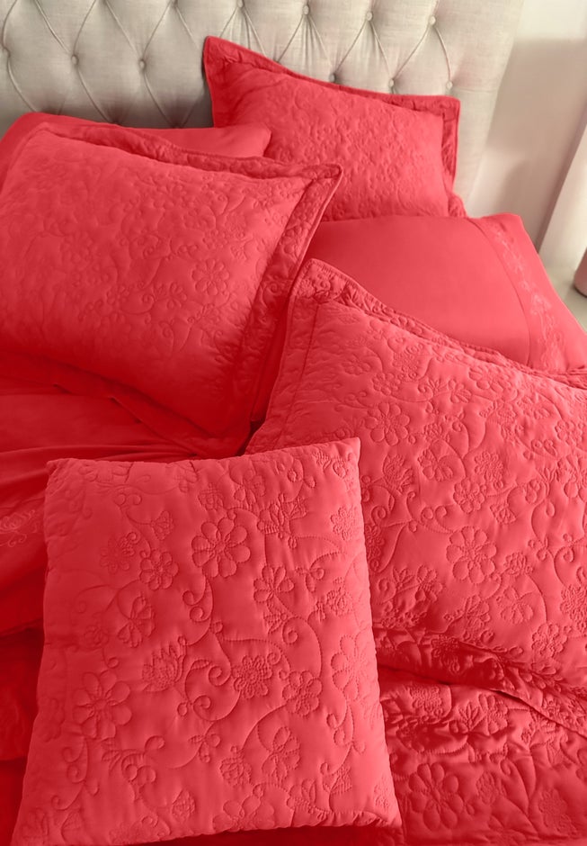 Anna Bedspread image number 5