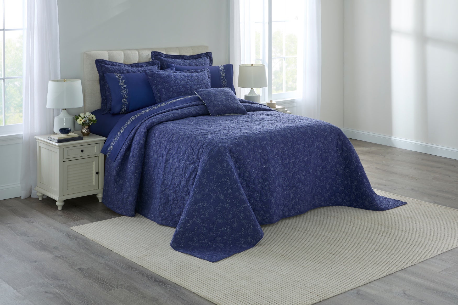 Anna Bedspread image number 0