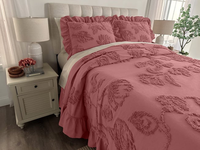 Garden Ruffle Bedspread Set image number 1