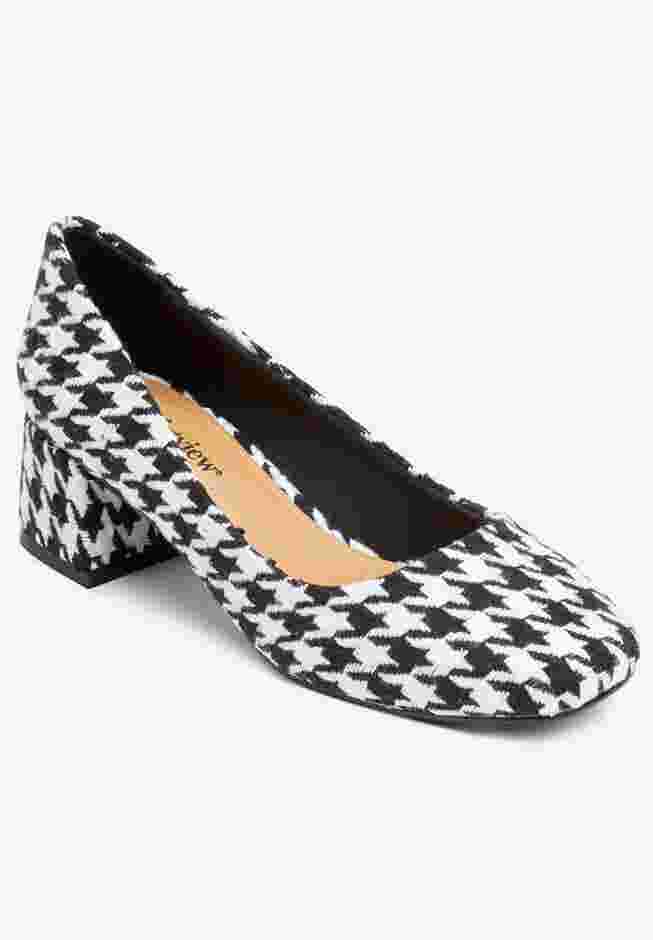 The Marisol Pump image number 0