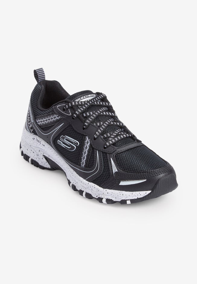 The Hillcrest Walking Trail Sneaker image number null