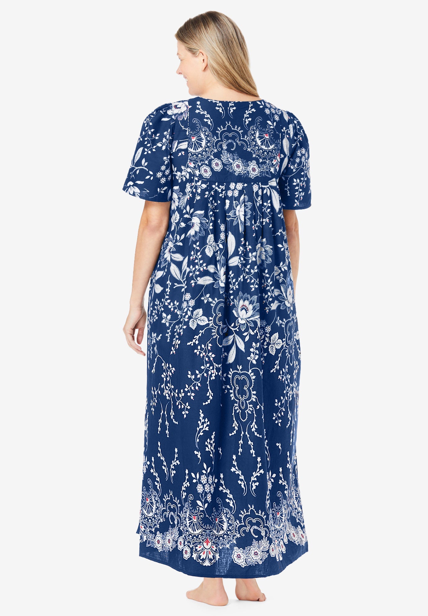 Bib Front Lounger image number 1