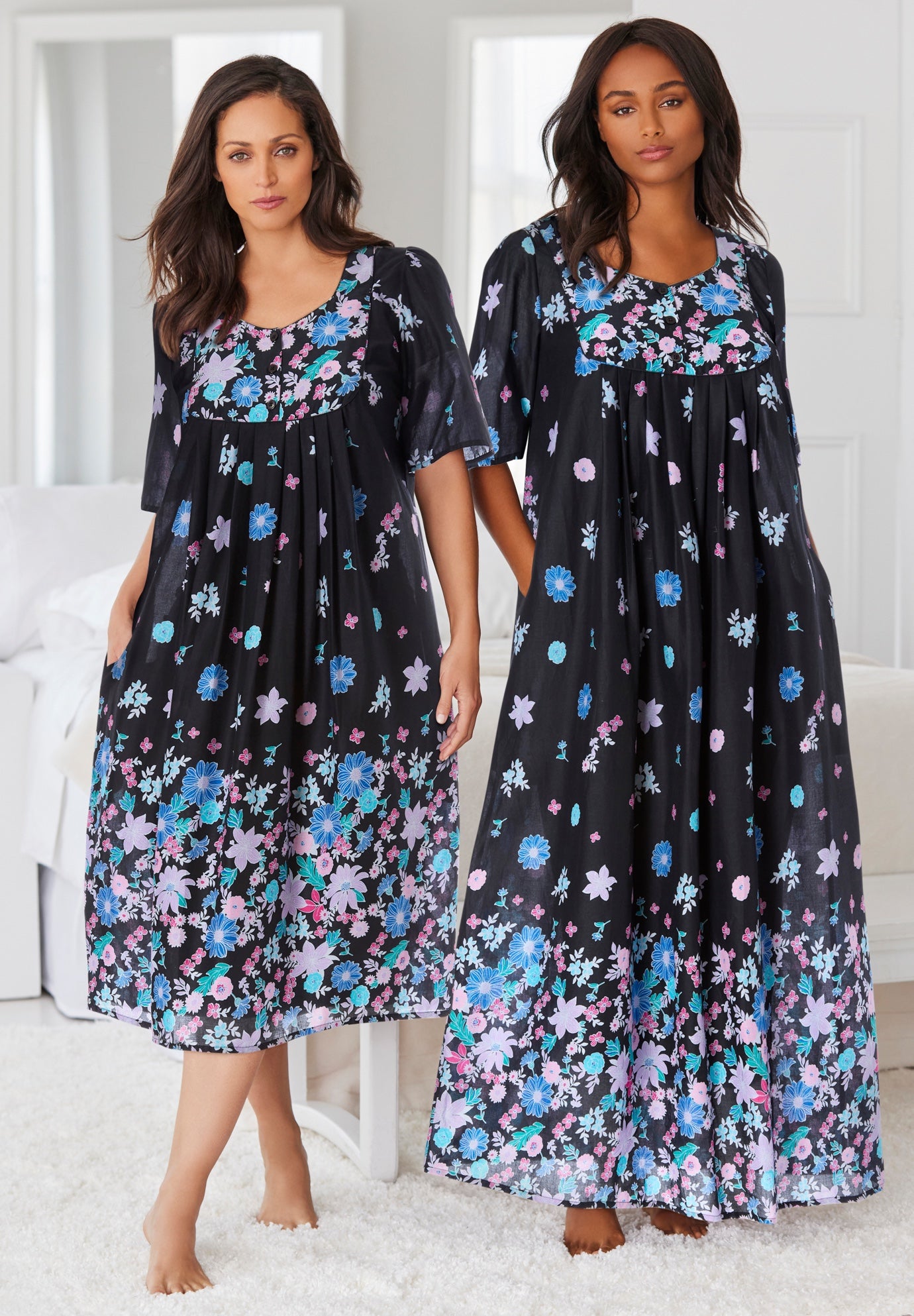 Bib Front Lounger image number 7