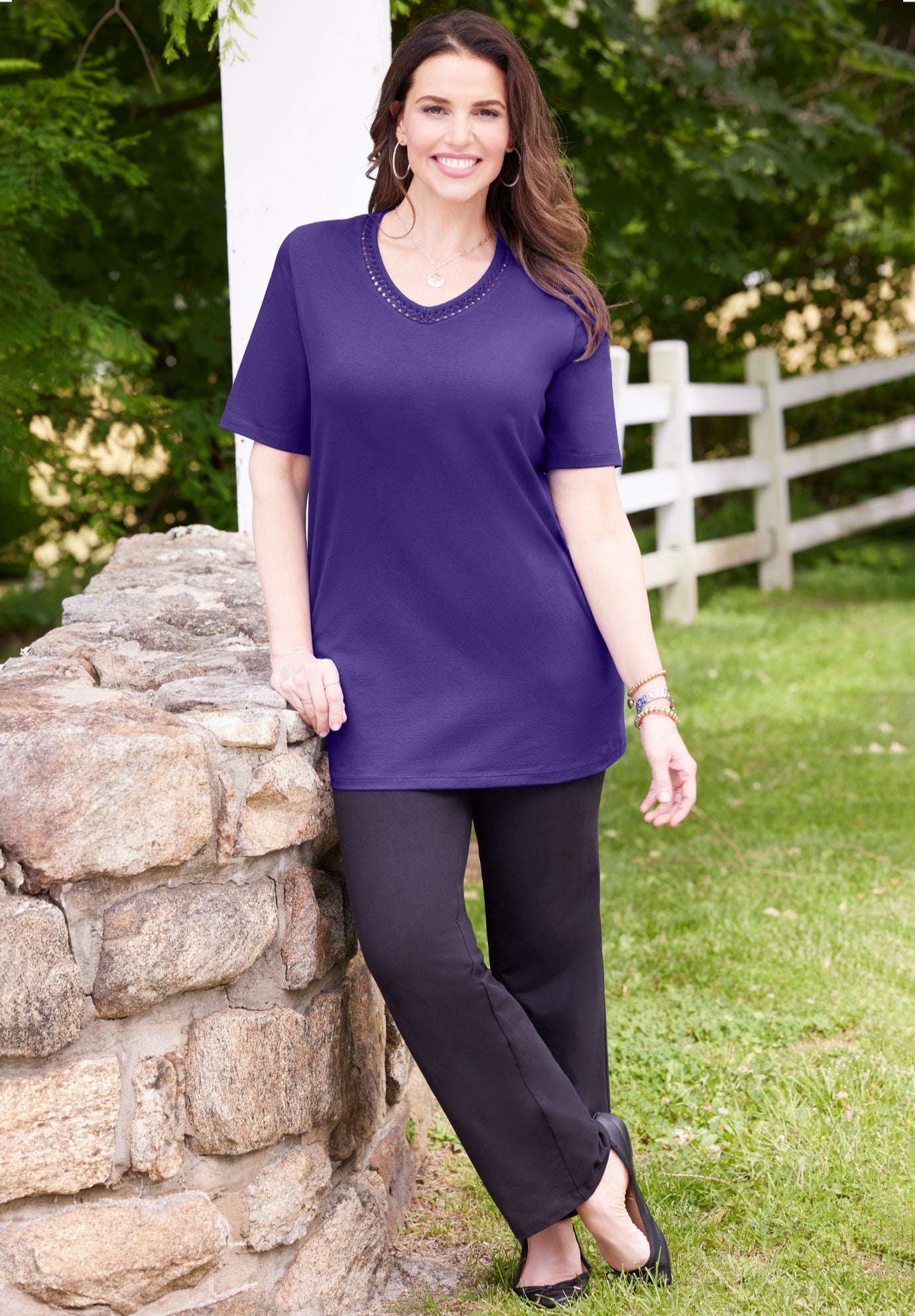 Suprema&reg; Crochet V-Neck Tee image number 5