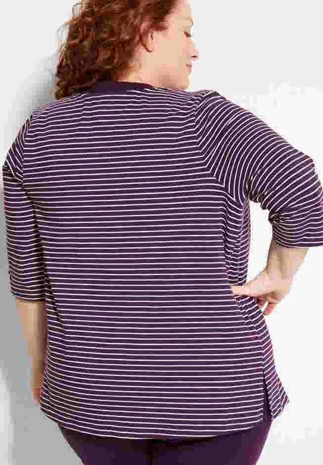 Suprema Striped Cardigan With Sleeve Detail image number 1