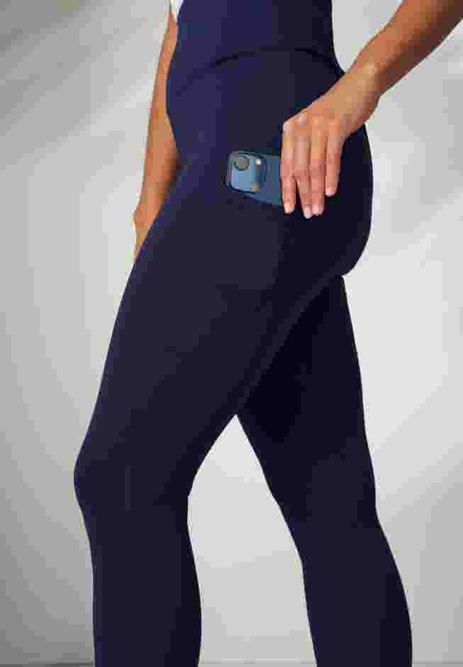 Everwear Pocket Legging image number 3