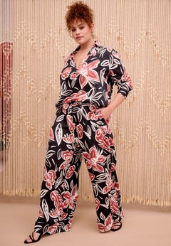 Wide-Leg Pull-On Pants