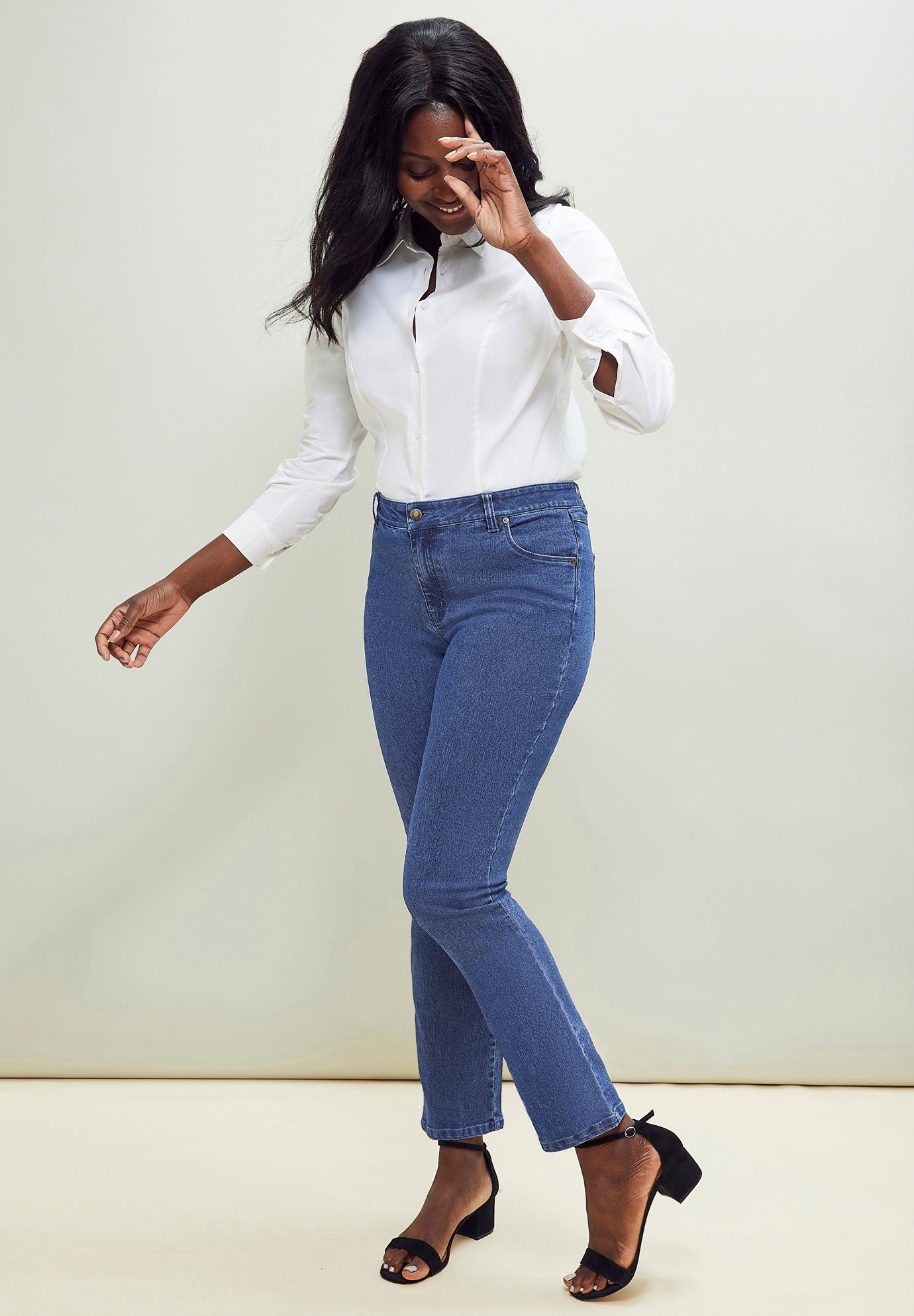 True Fit Stretch Denim Straight Leg Jean image number 1