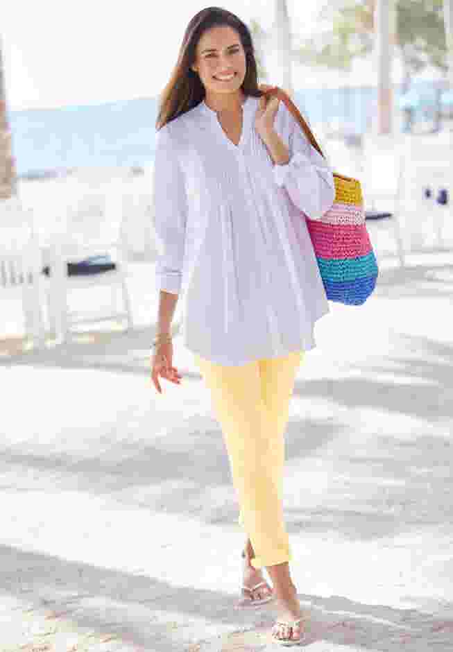 Womens Plus-Size Stretch-Denim Slim-Leg Five-Pocket Jeans image number 9