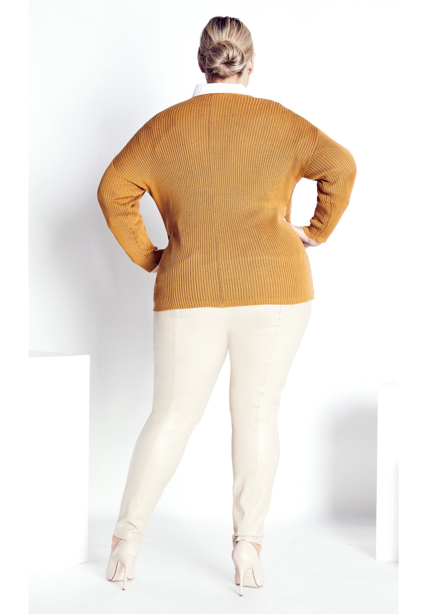 Primrose Sweater image number 1