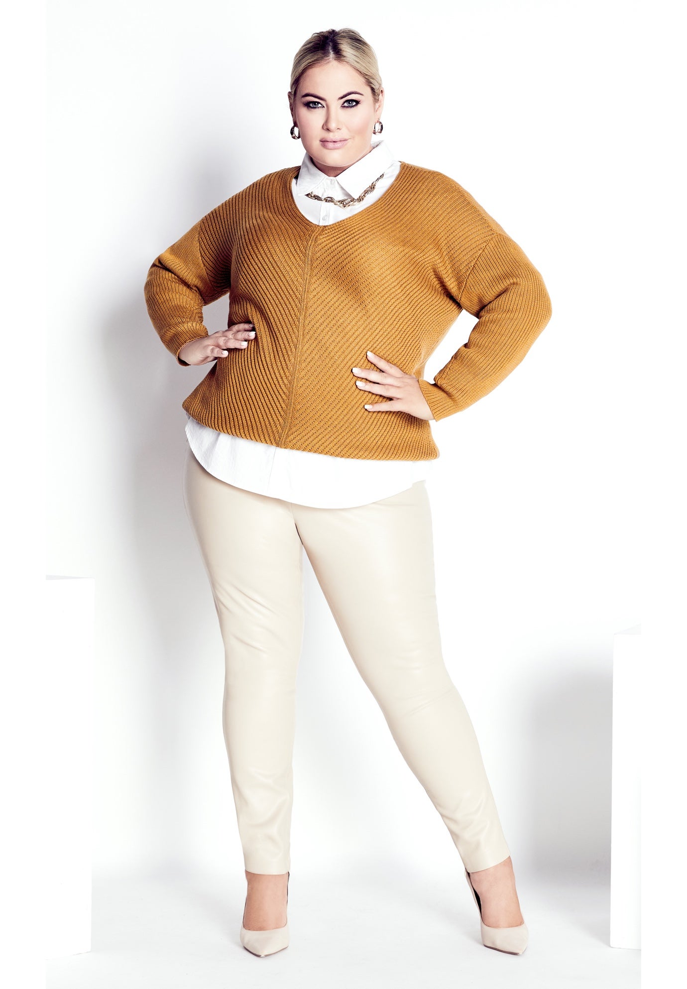 Primrose Sweater image number 3