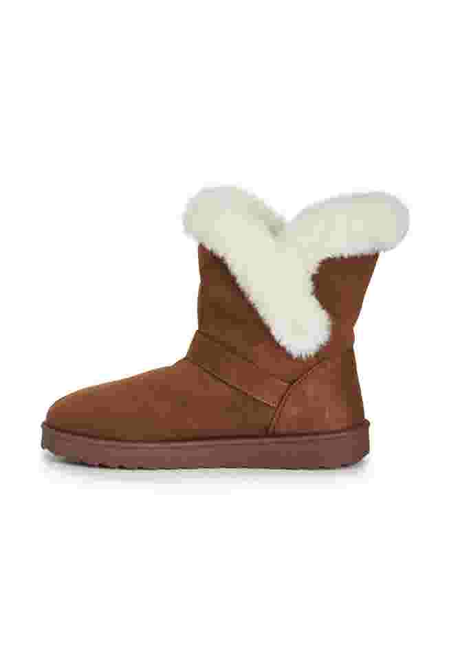 Saylor Hug Boot image number 3