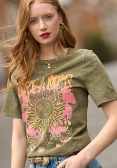 Stretch Cotton Graphic Tee