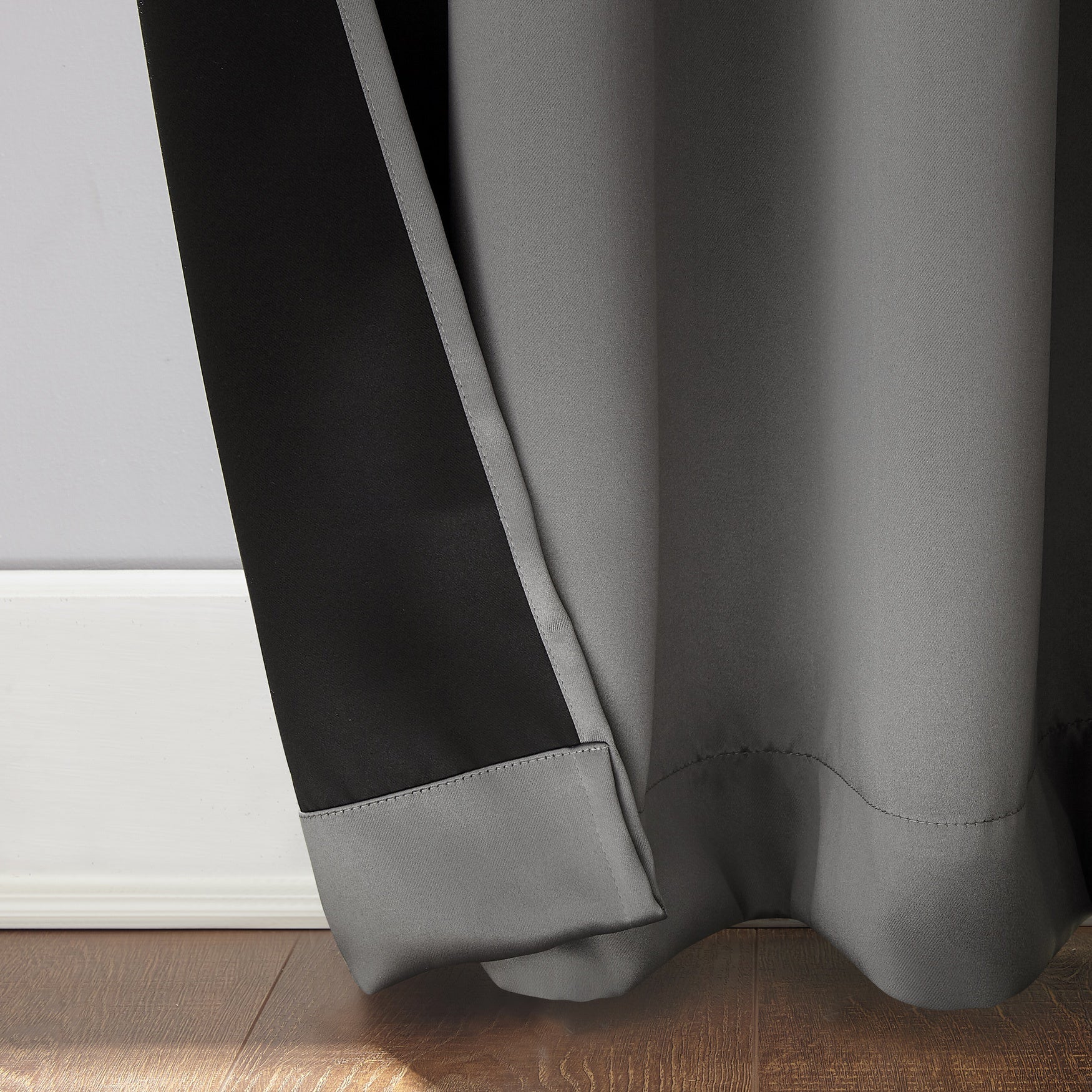 Sun Zero™ Oslo 100% Blackout Grommet Panel image number 1