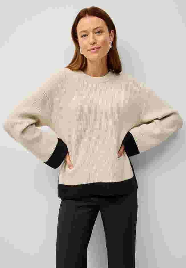 Boxy Color Block Pullover image number 0