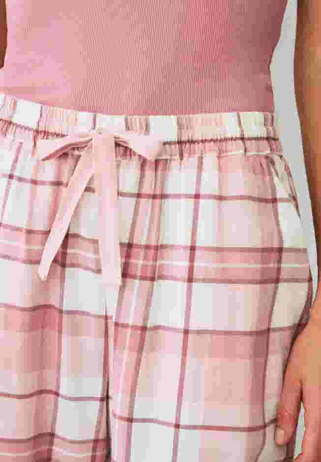 Flannel Sleep Pant With Drawstring Waist image number 2