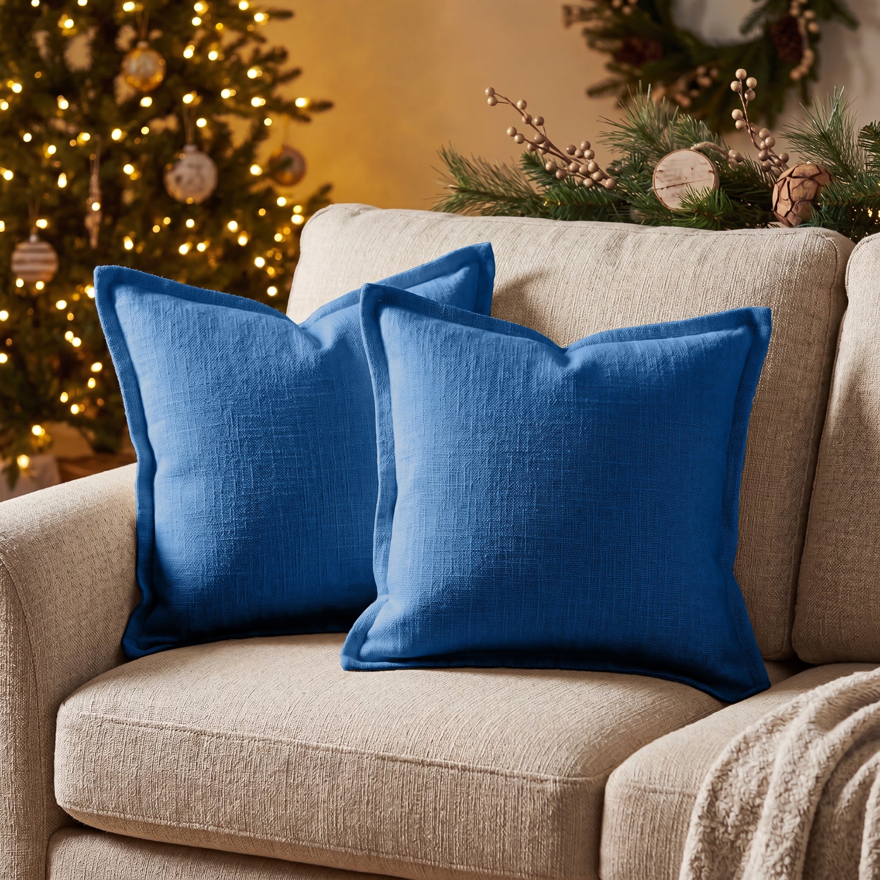 Set of 2 Decorative Pillows, 20" x 20" image number 0