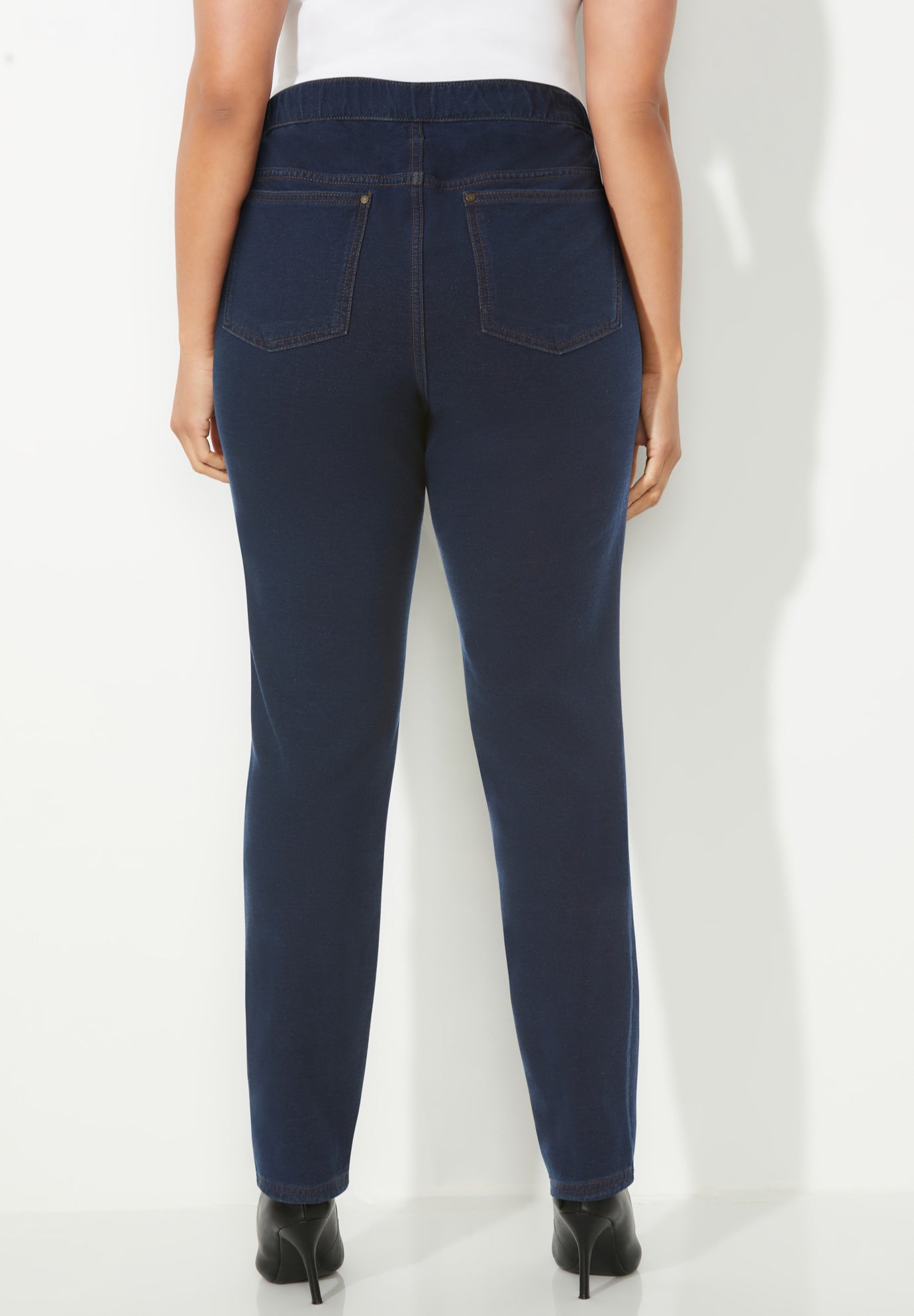 The Knit Jean image number 4