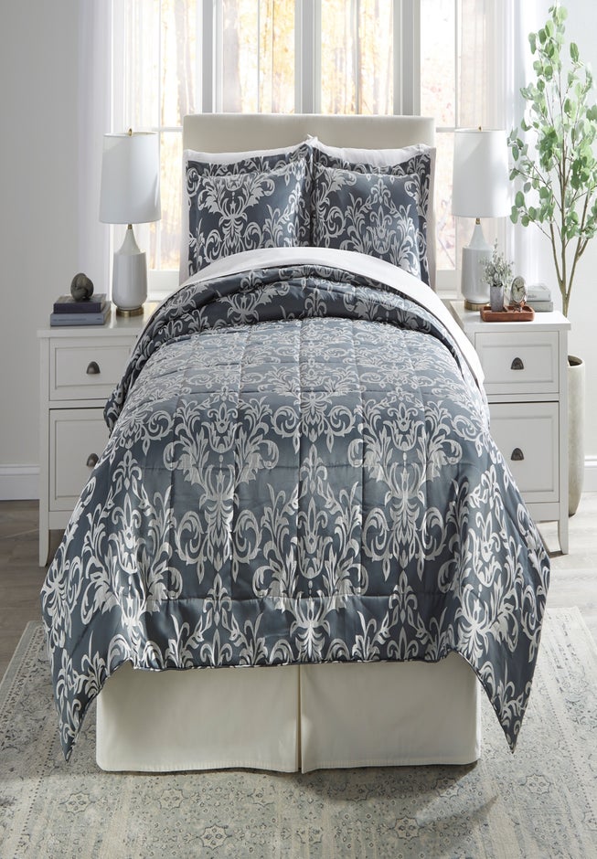 Damask Quilt Set image number 1