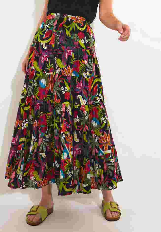 Tiered Maxi Skirt image number 2