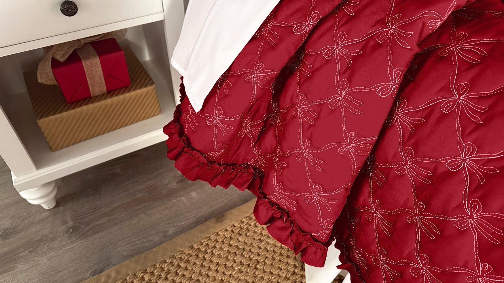 Ribbon Hem Bow Quilt 3-PC Set image number 3