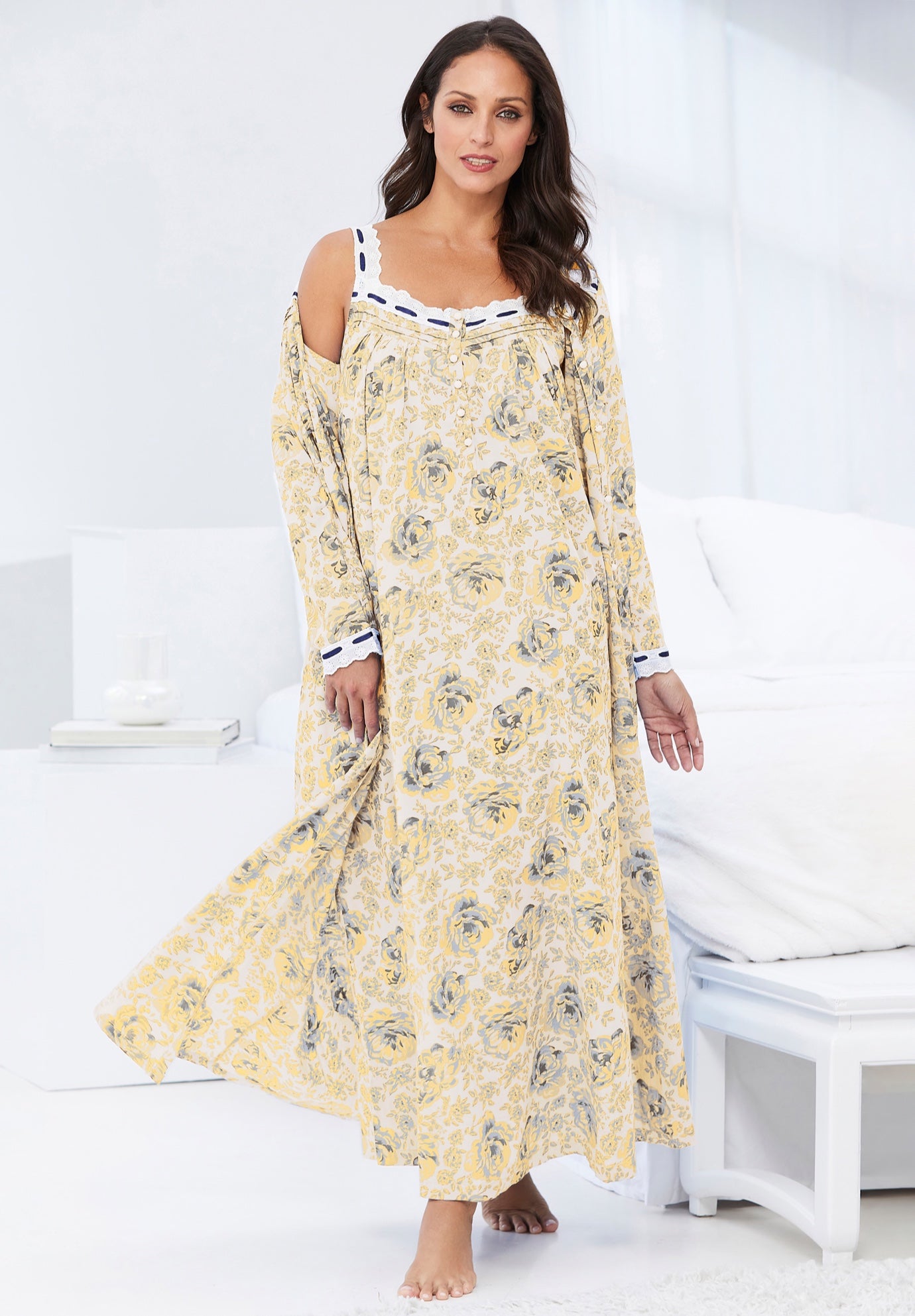 Long 2-Piece Cabbage-Rose Peignoir Set image number 0