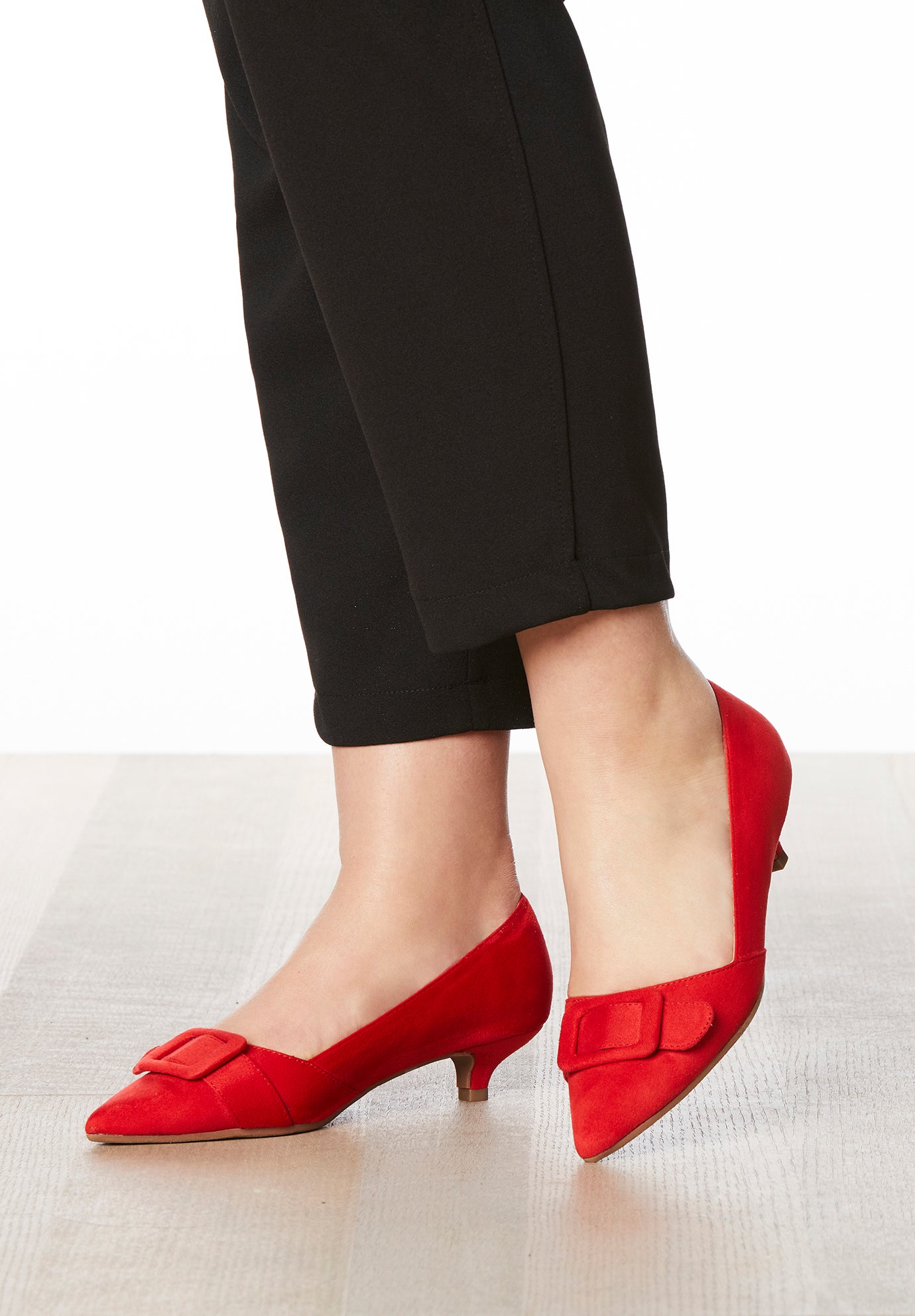 The Holland Pump image number 2