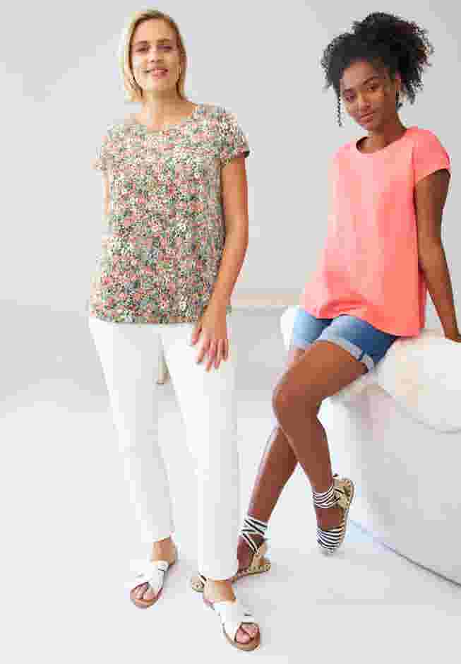 Trapeze Knit Tee image number 3
