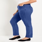 Curvie Fit Straight-Leg Jeans image number null