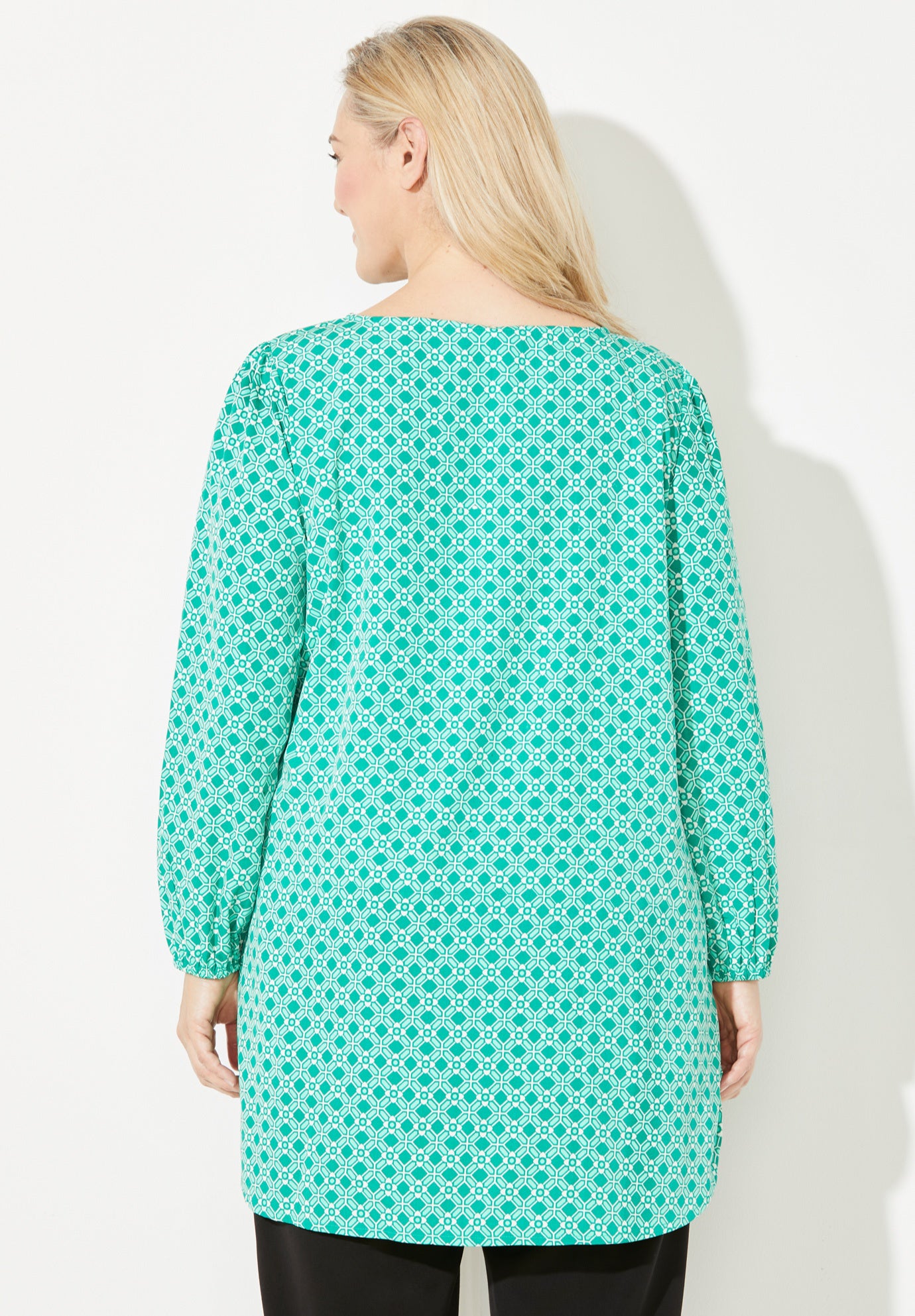 Liz&Me® Keyhole Top image number 1