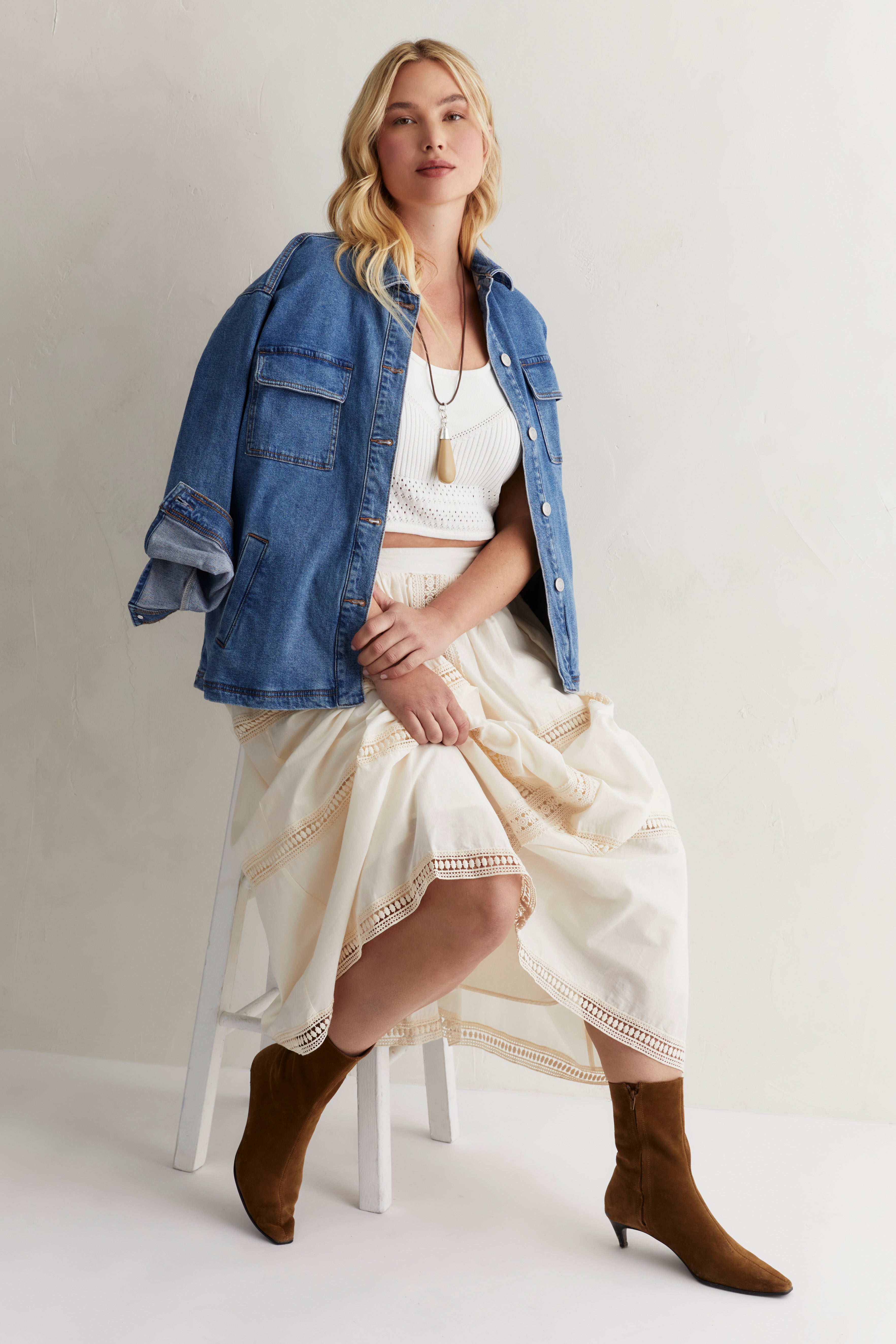 Lace Insert Midi Skirt image number 3