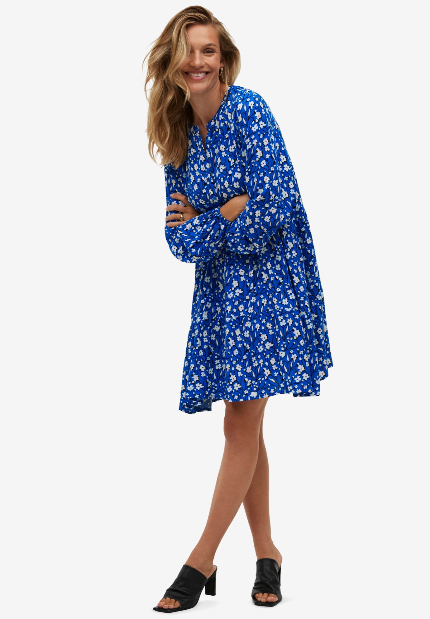 Tiered Dress With Henley Neckline image number 0