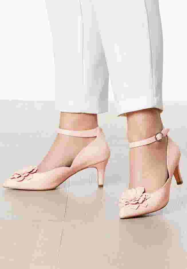 The Julian Pump image number 6