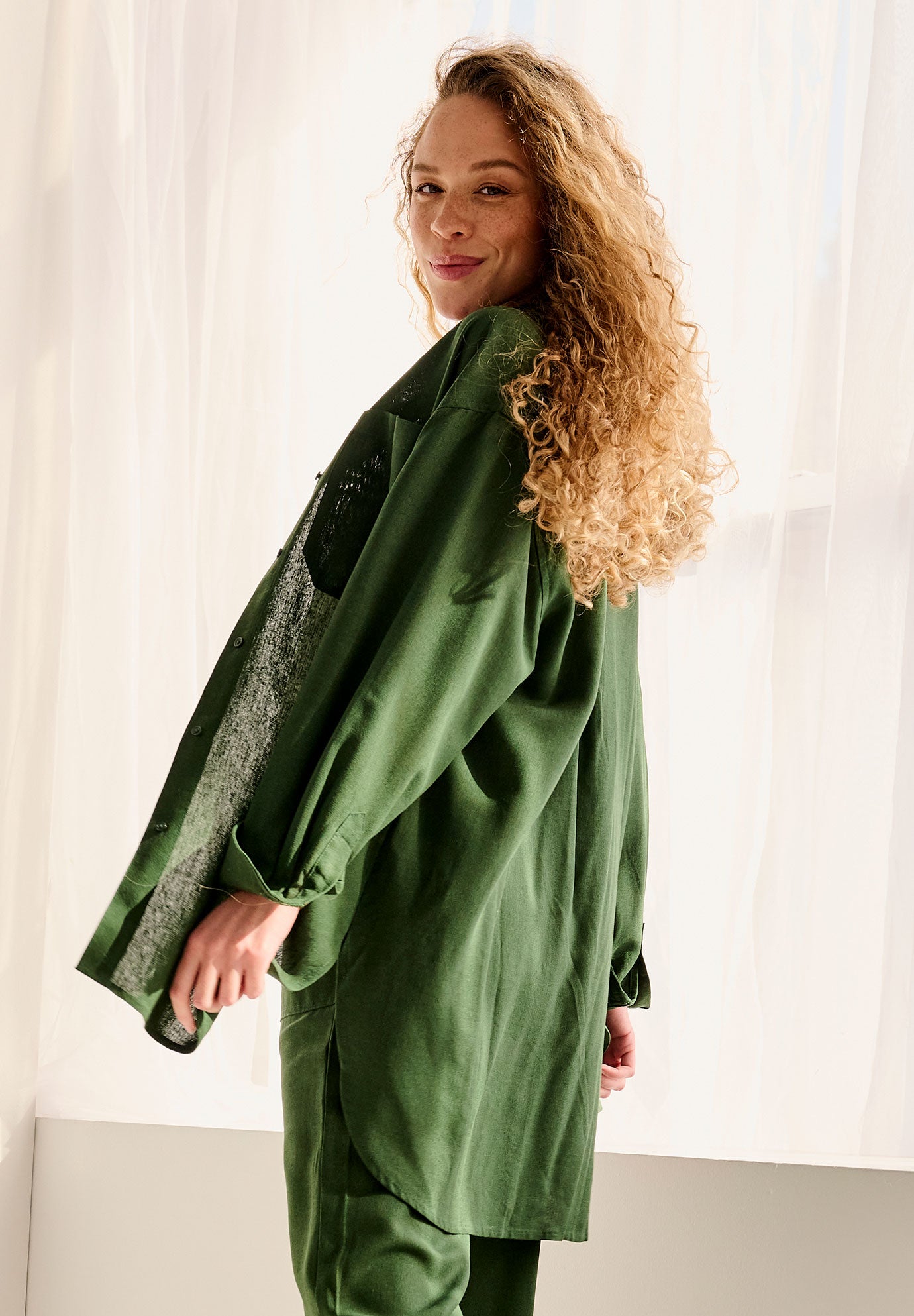 Oversized Linen-Blend Boyfriend Shirt image number 1