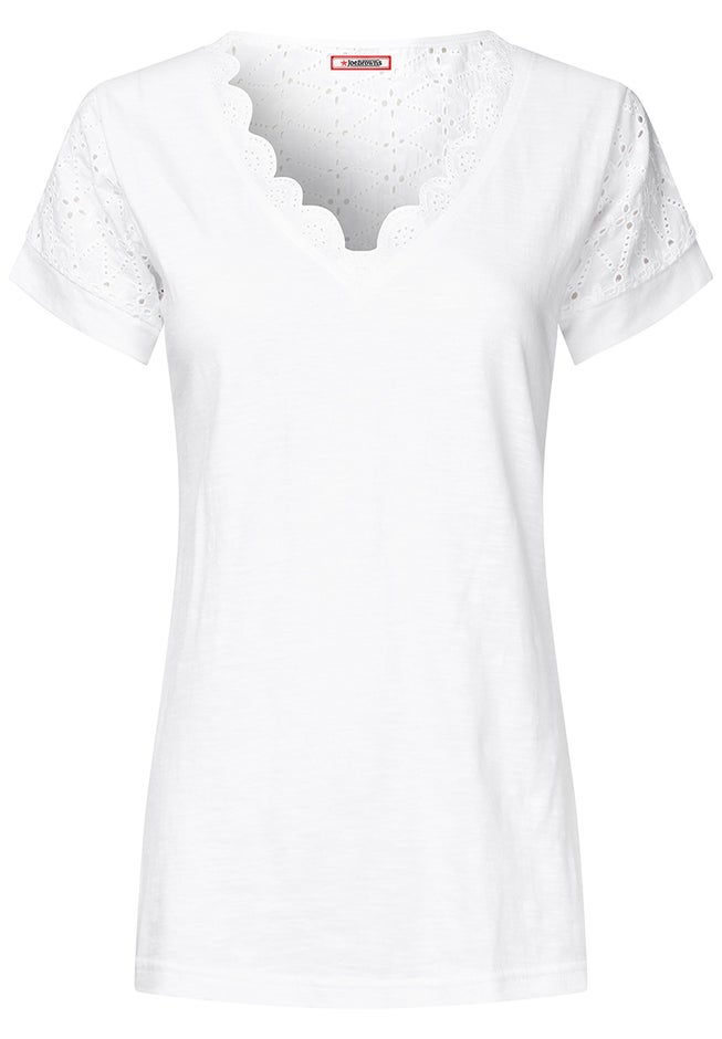 V-Neck Eyelet Tee image number 4