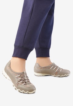 The CV Sport Textured Knit Tory Slip On Sneaker