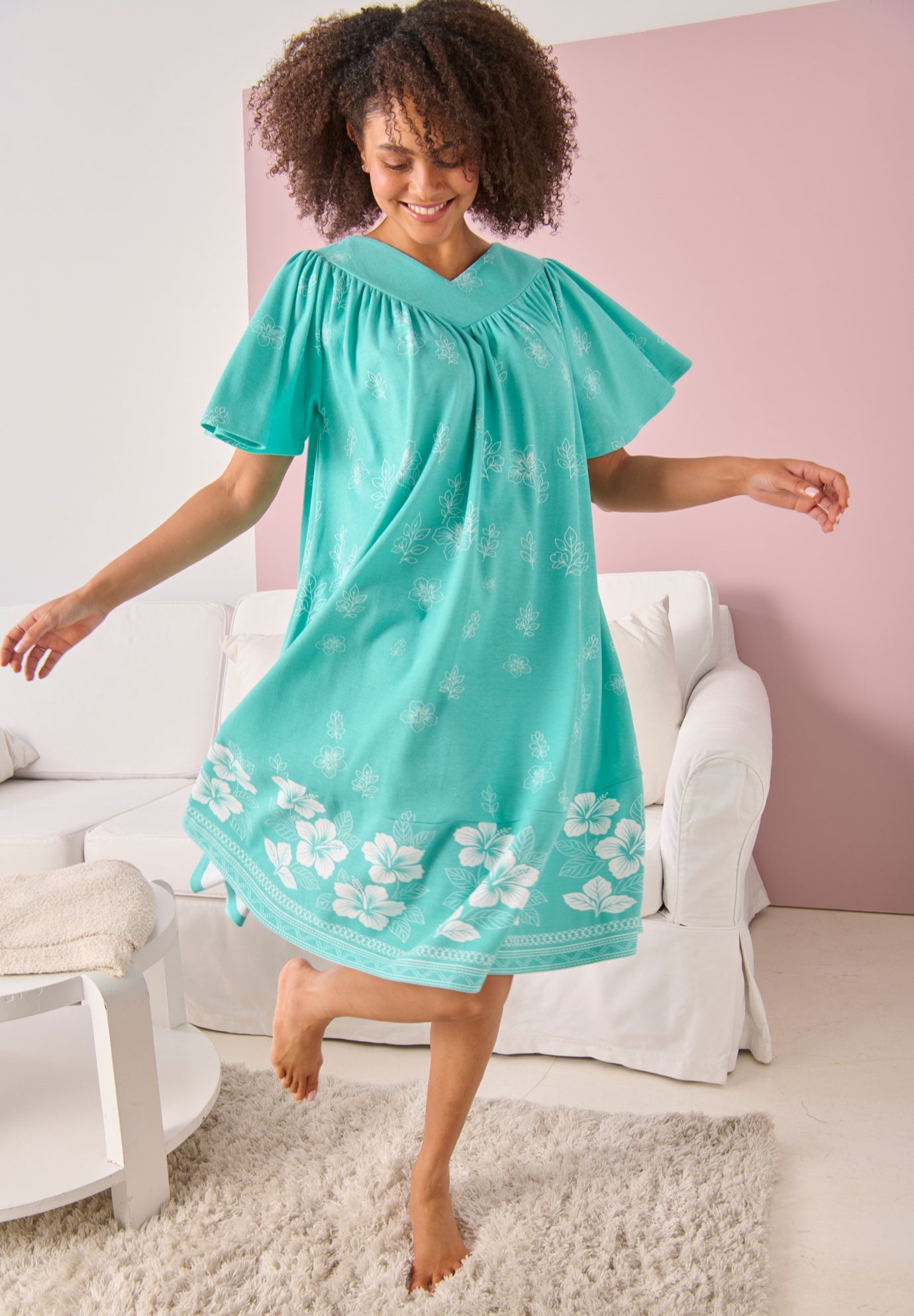 Bib Knit Lounger image number 0