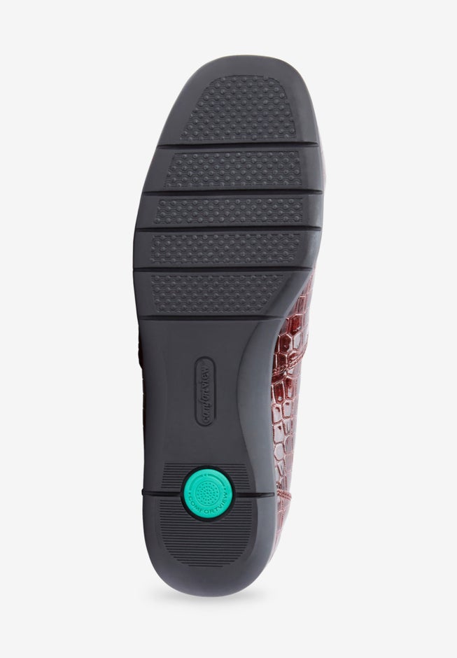 The Leisa Slip On Flat image number 3