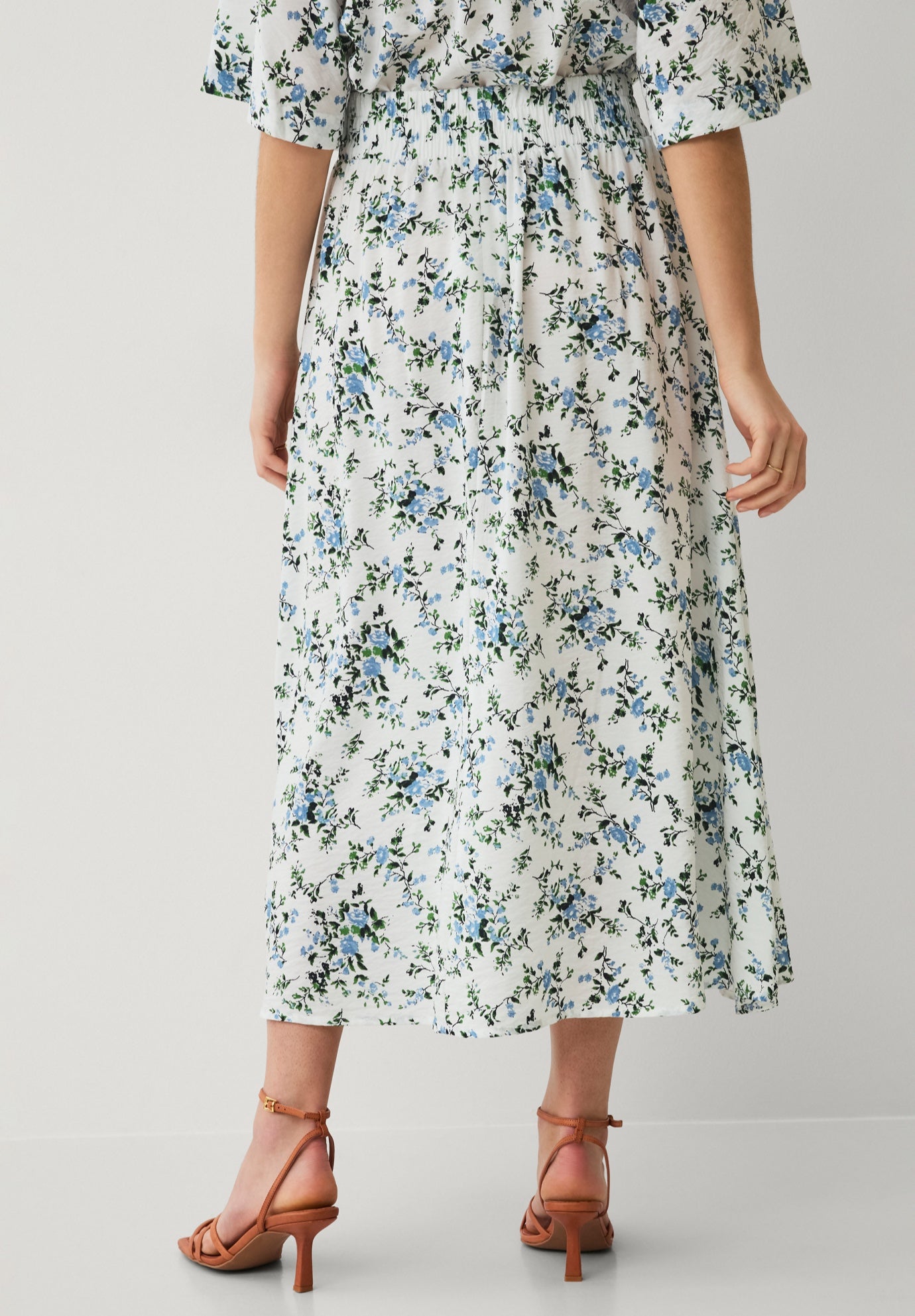 Smocked Waistband Maxi Skirt image number 1