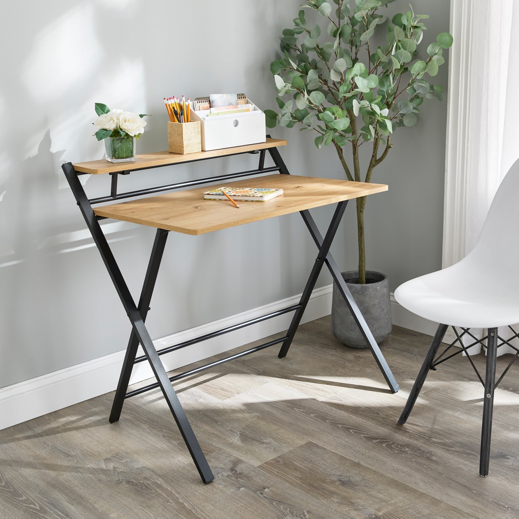 Space Saving Folding Desk image number 0