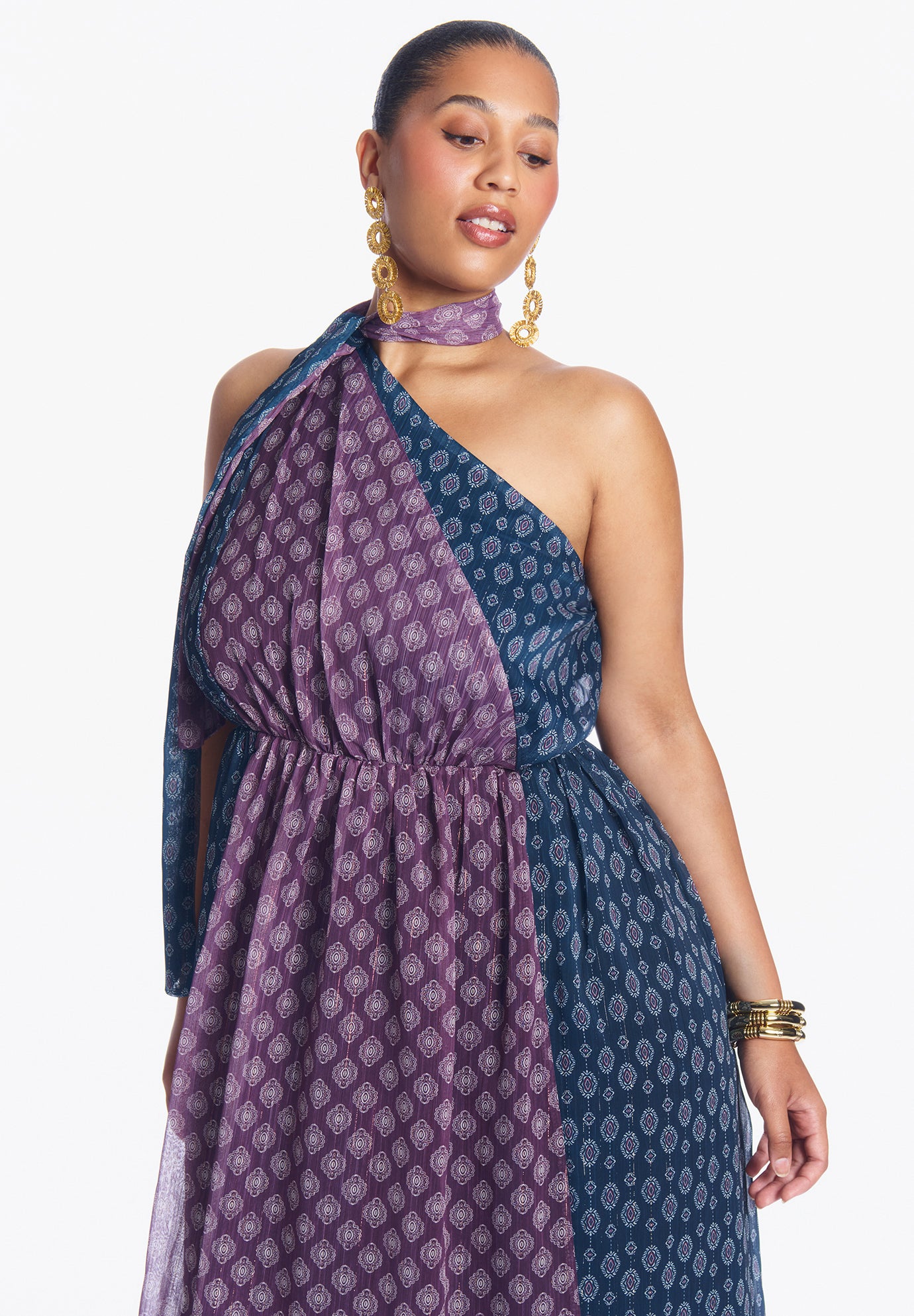 One-Shoulder Chiffon Maxi Dress With Neck Tie image number 3