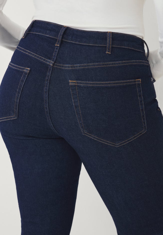 Mid-rise Stretch Bootcut Jeans image number 3