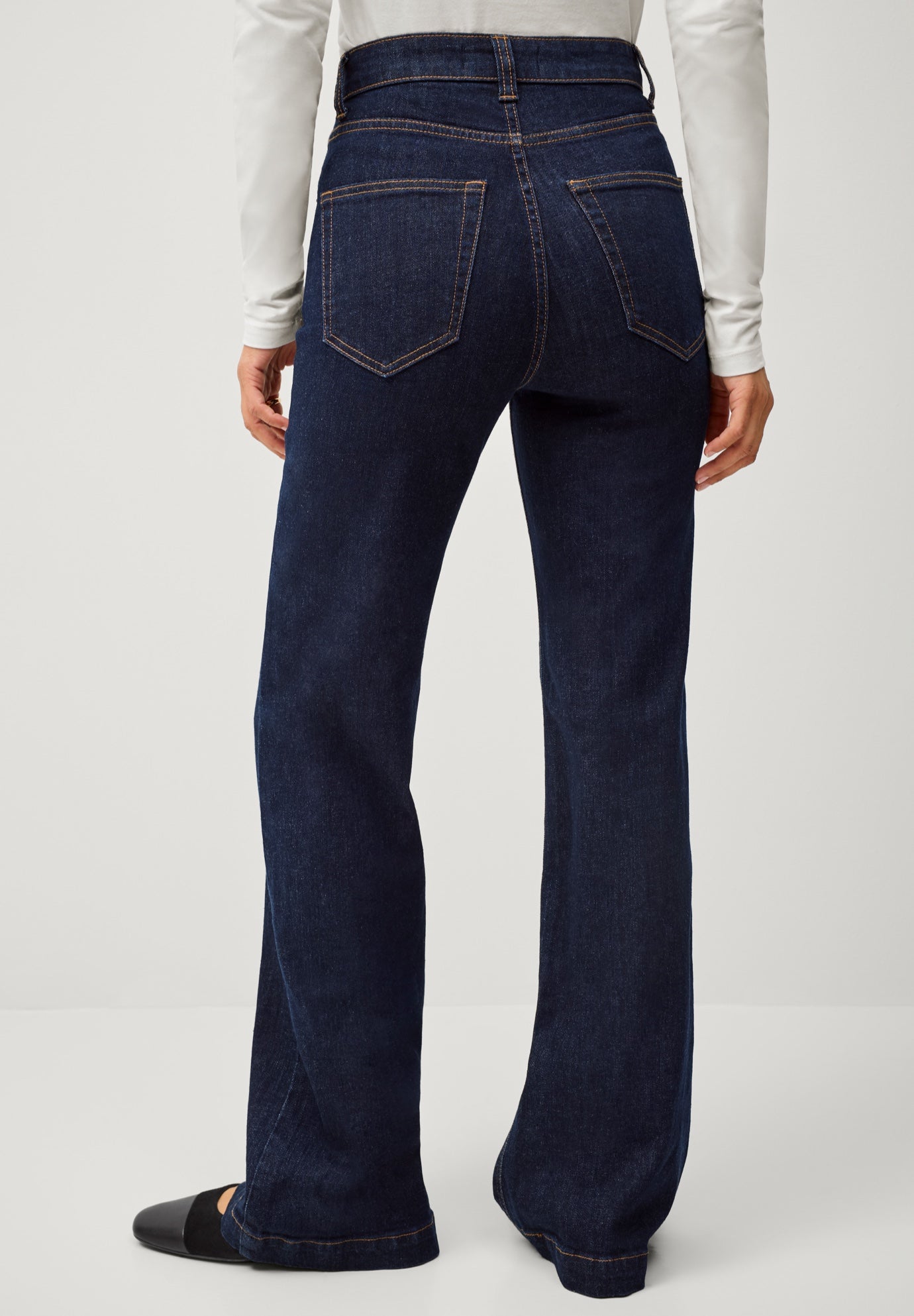 High-rise Stretch Flare Leg Jeans image number 1