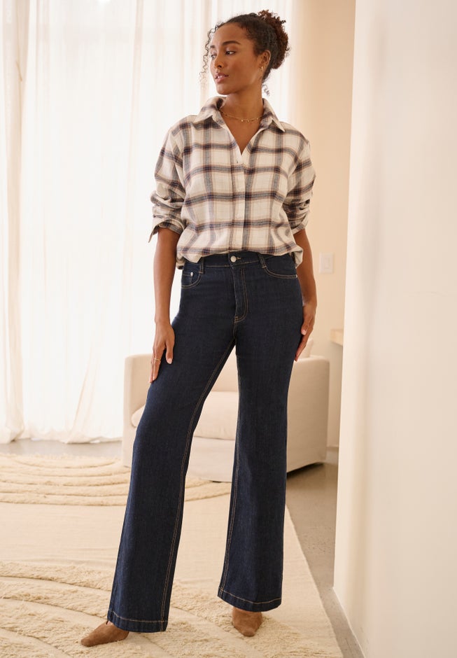 High-rise Stretch Flare Leg Jeans image number 4