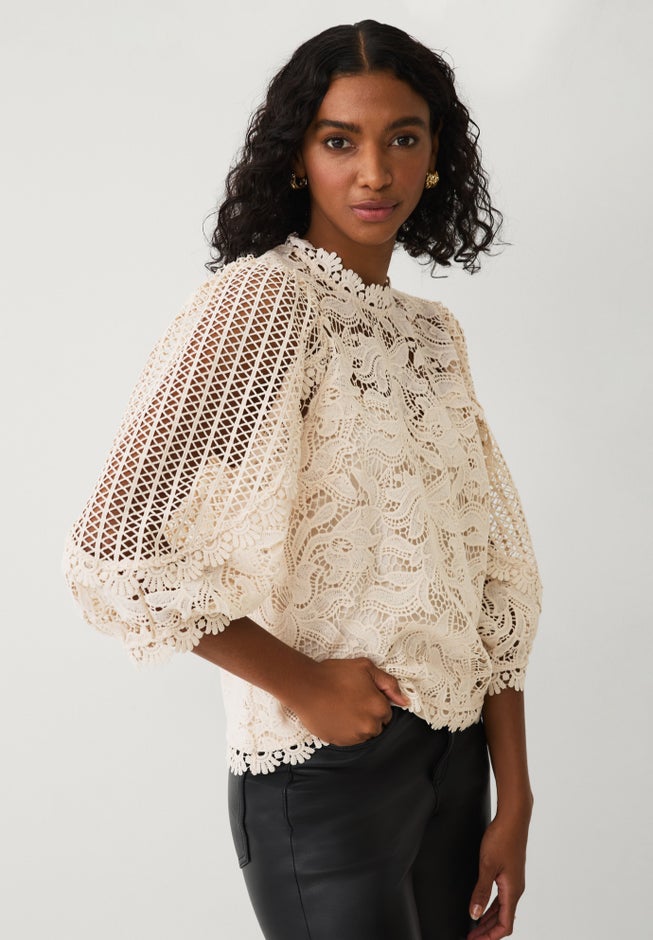 Three-Quarter Sleeve Lace Blouse image number 2