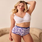 Leading Lady&reg; Soft Support Cotton Wireless Bra image number null