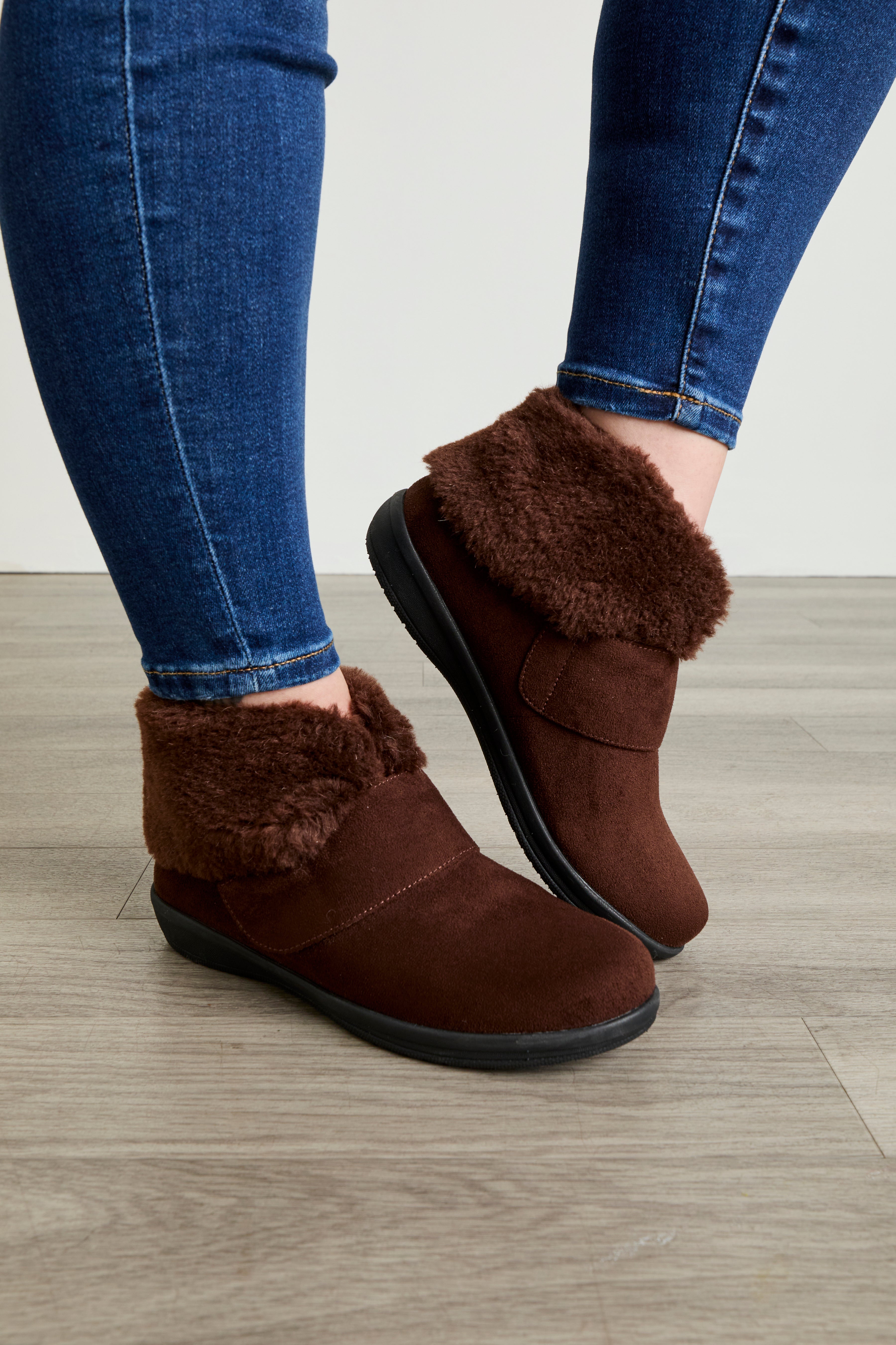 The Colt Orthotic Water-Resistant Shootie image number 7