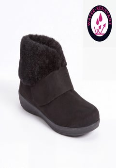 The Colt Orthotic Water-Resistant Shootie