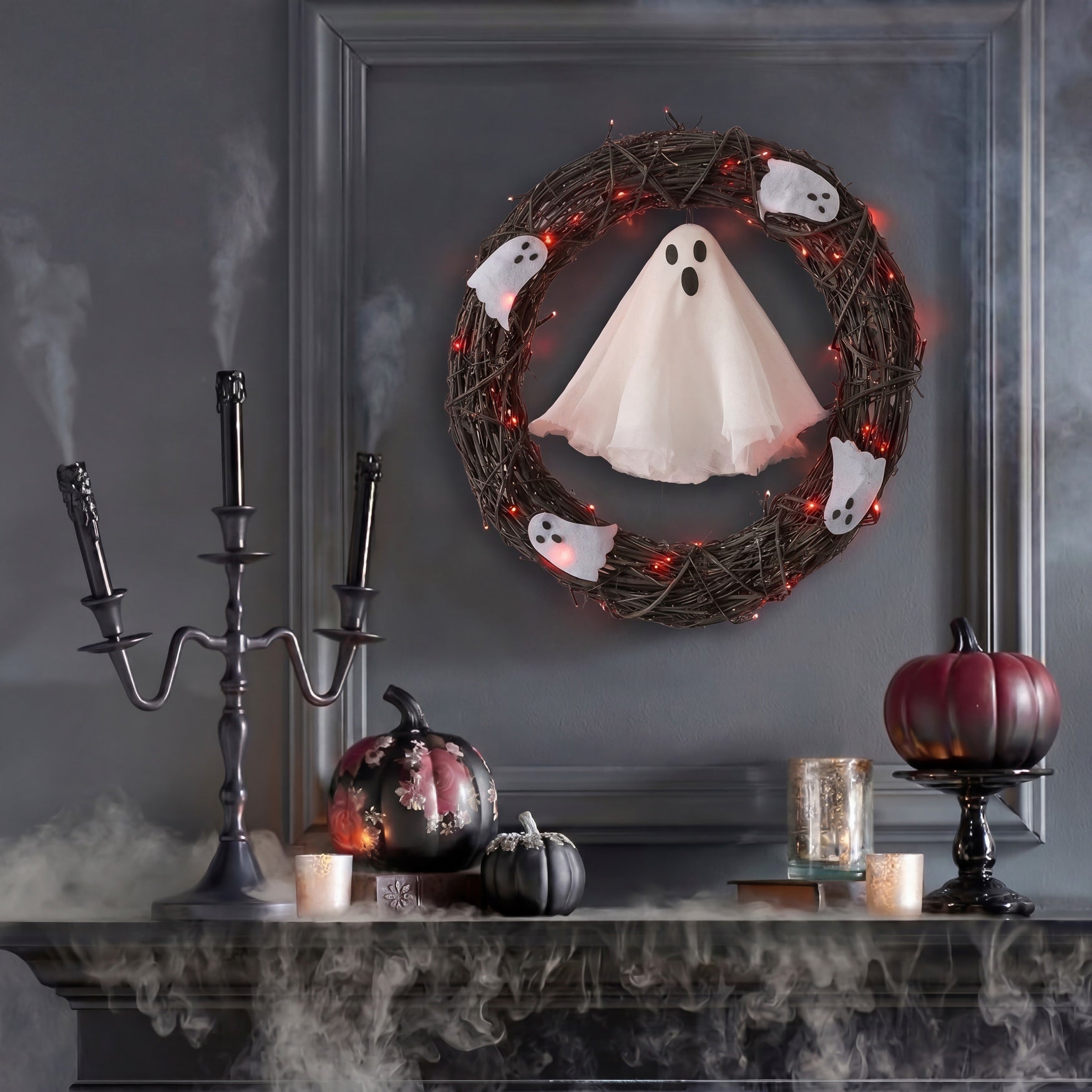 20" Pre-Lit Ghost Wreath image number 6